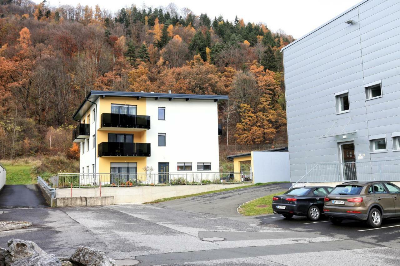 Gaestezimmer Hurem Kapfenberg Exterior photo